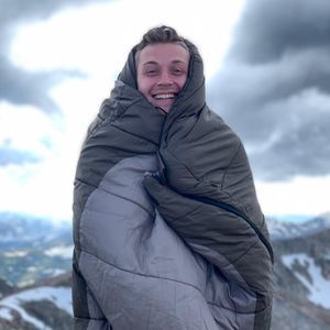 Meet your Posher, Clay